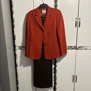 Le Suit Women's Rust Color Blazer and Brown Pants makes a great combination